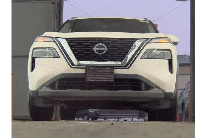 $21223 : Nissan Rogue 2023 AWD SV 4dr image 3