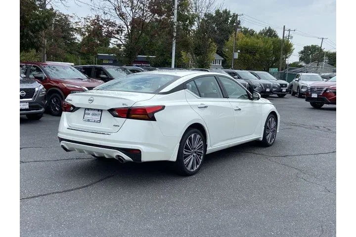 $23995 : Nissan Altima 2023 AWD 2.5 S image 4