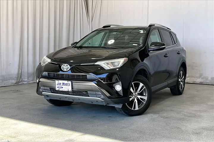 $15995 : Toyota RAV4 2016 XLE 4dr SUV image 2