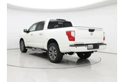 $26998 : Nissan Titan 2018 4x4 SL 4dr thumbnail