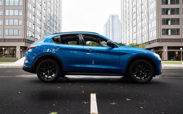 $21000 : 2019 ALFA ROMEO STELVIO image 3