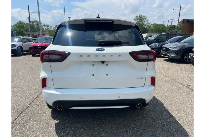 $24486 : Ford Escape 2024 AWD ST-Line image 5