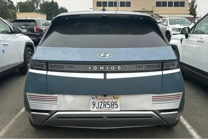 $30490 : Hyundai IONIQ 5 2024 Limited image 4