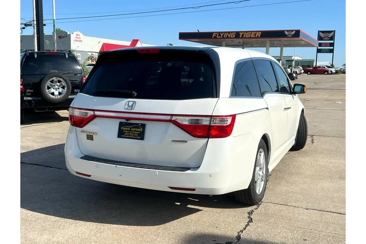 $7999 : 2013 Odyssey Touring image 3