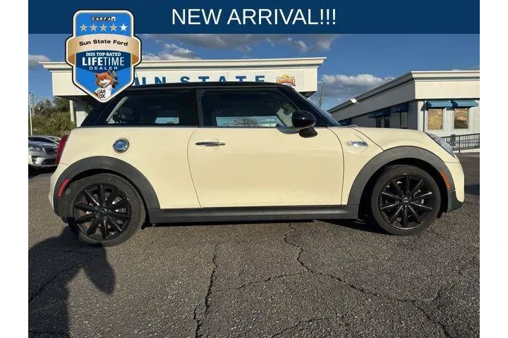 $8991 : MINI Hardtop 2 Door 2016 Coo image 1
