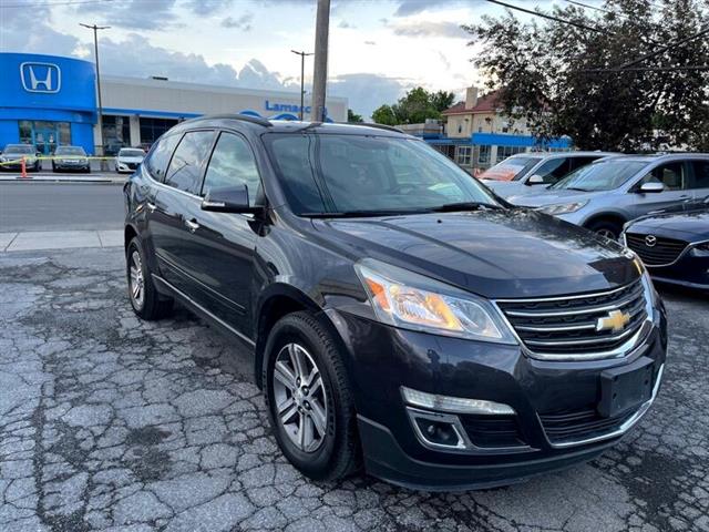 $8900 : 2017 Traverse 1LT AWD image 3