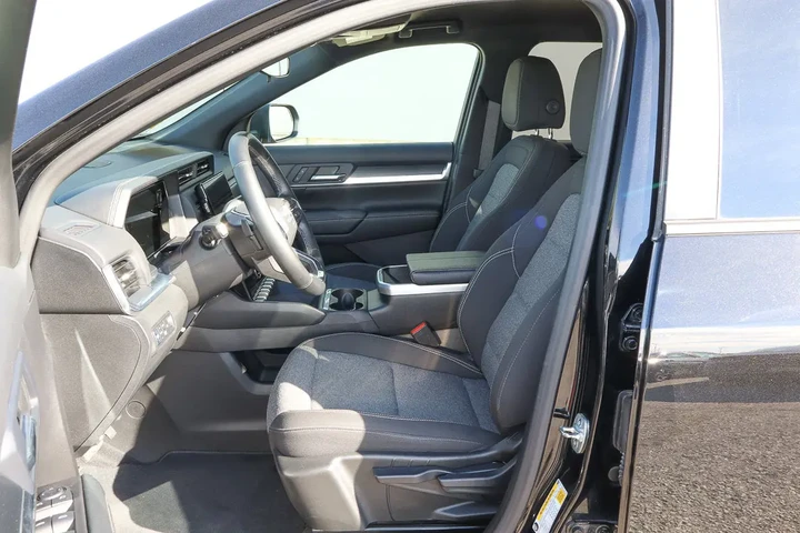 $26988 : 2025 Terrain AWD 4dr Elevation image 7