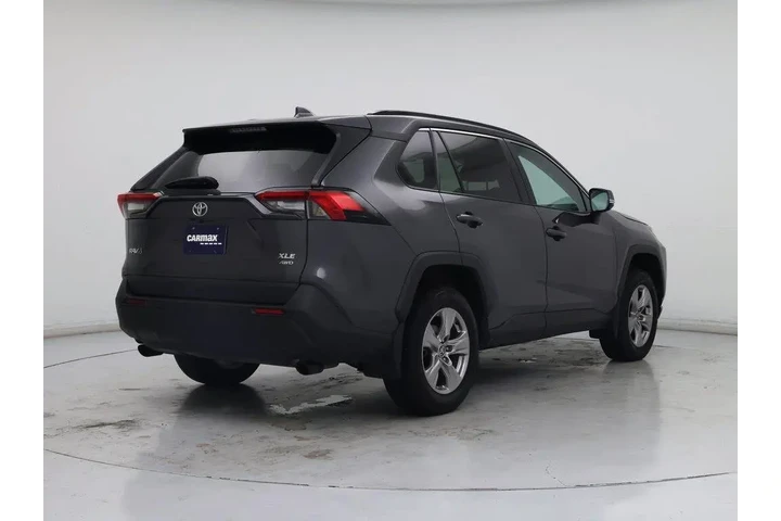 $29998 : Toyota RAV4 2023 AWD XLE 4dr image 8