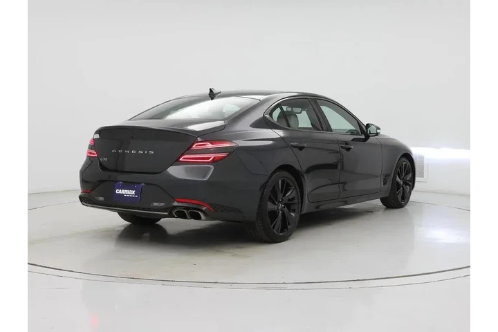 $32998 : Genesis G70 2023 AWD 2.0T 4d image 8