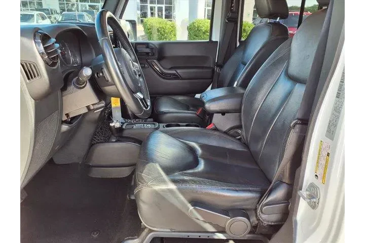 Jeep Wrangler Unlimited 2015 image 3