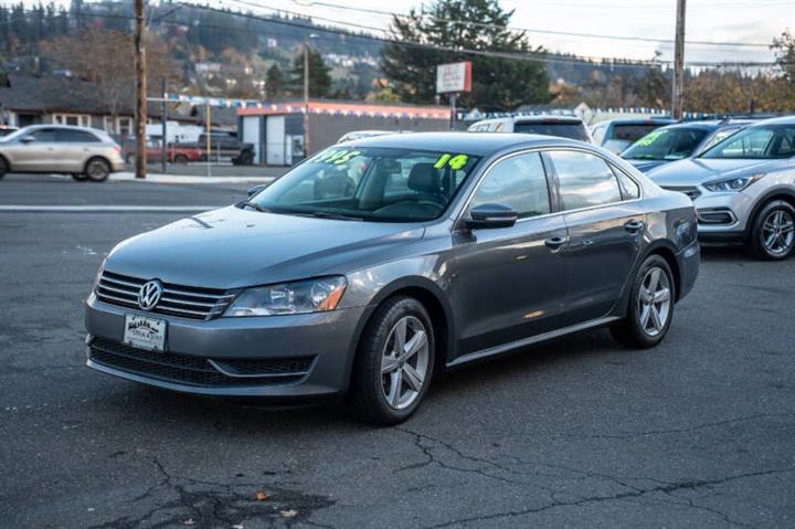 $6995 : 2014 Passat 1.8T Wolfsburg Ed image 4