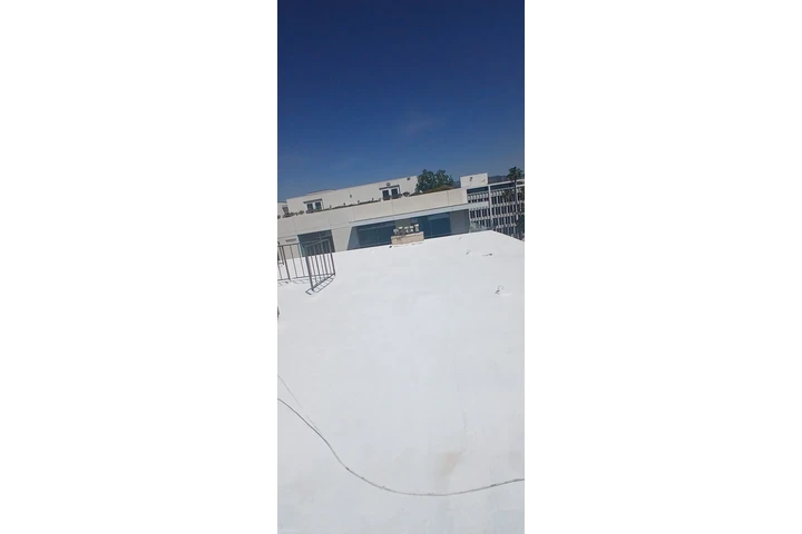 Se busca trabajo de roofing image 1