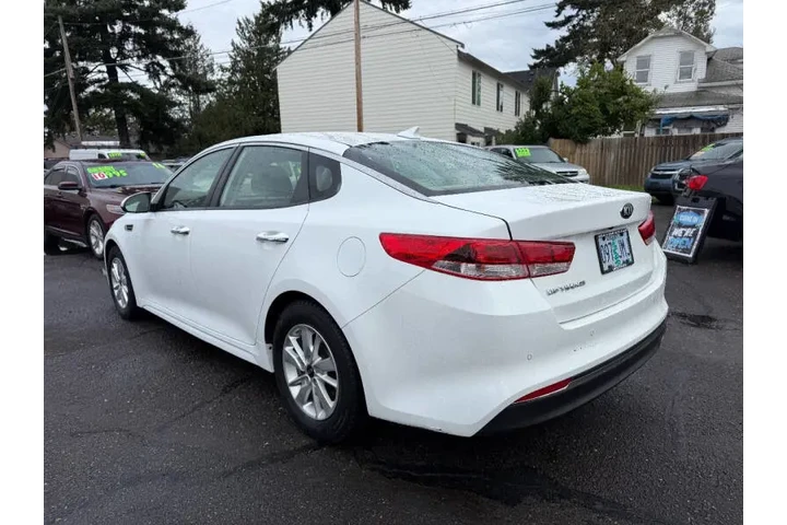 $11900 : 2016 Optima LX image 8