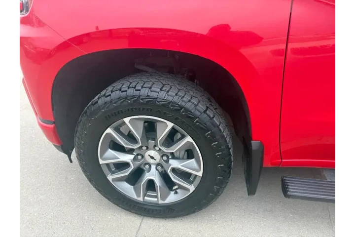 $31950 : 2020 Silverado 1500 RST image 10