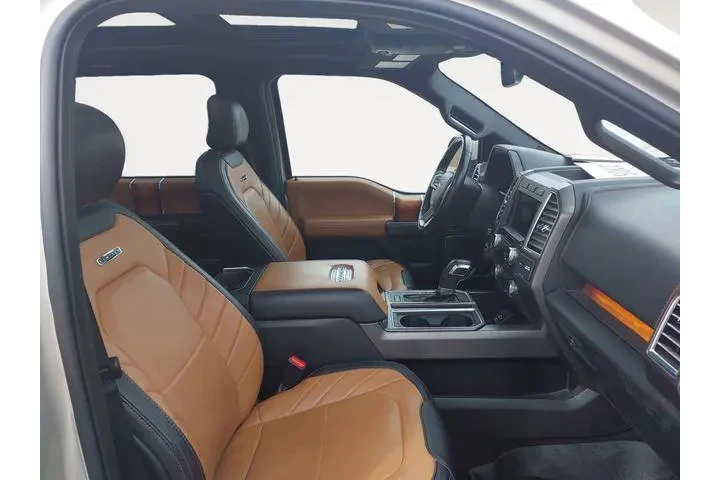 $31988 : Ford F-150 2017 4x4 King Ran image 9