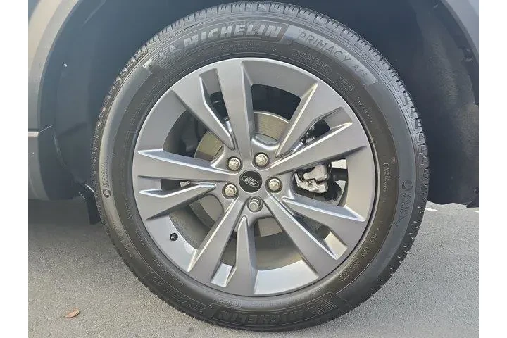 $35995 : Ford Explorer 2022 AWD XLT 4 image 6