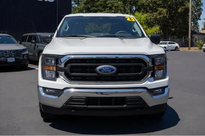 $41995 : Ford F-150 2023 4x4 XLT 4dr image 4