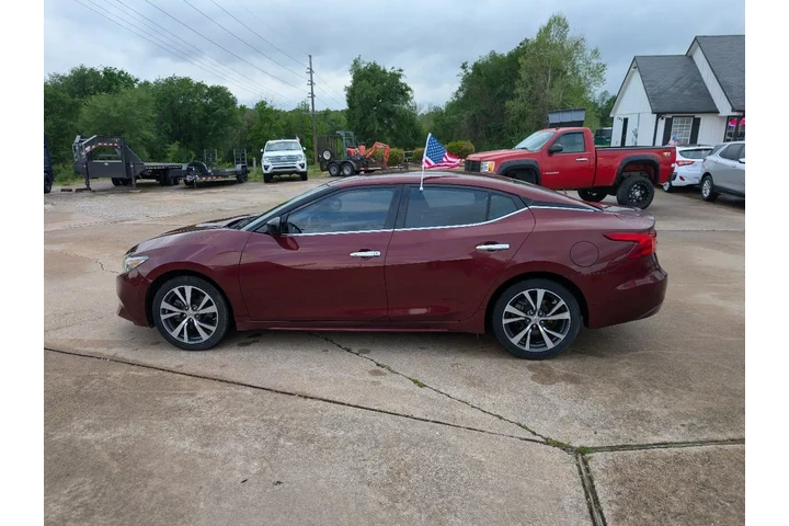 $11995 : 2017 Maxima image 9