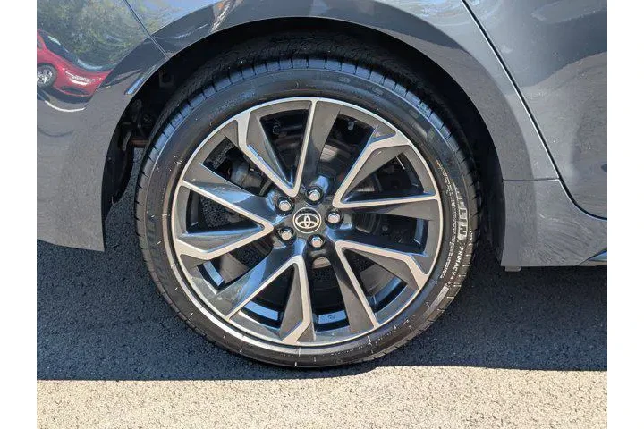 $20144 : Toyota Corolla Hybrid 2023 S image 8