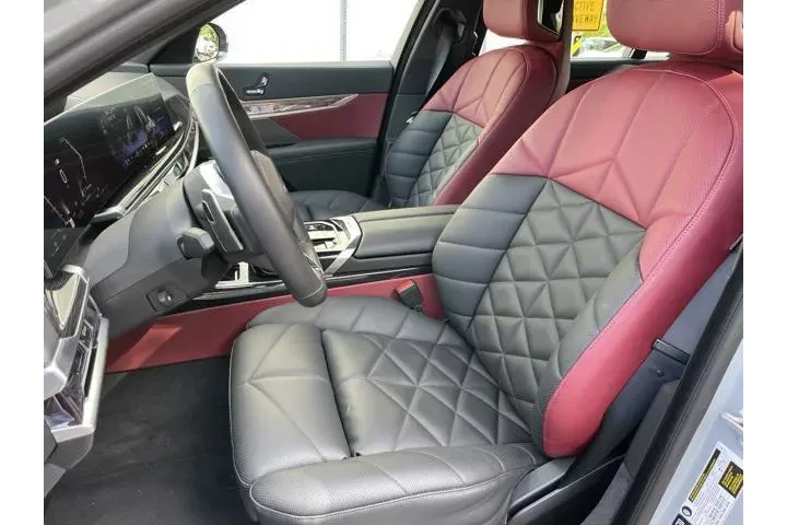 $93995 : BMW 7 Series 2025 AWD 740i x image 6