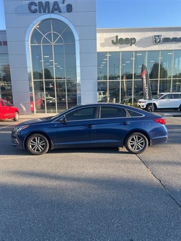 $10995 : PRE-OWNED 2015 HYUNDAI SONATA image 3