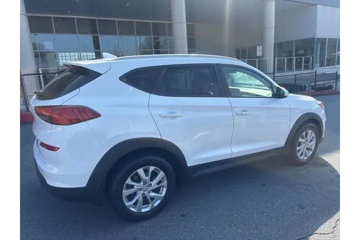 $16388 : Hyundai TUCSON 2020 Value 4d image 5