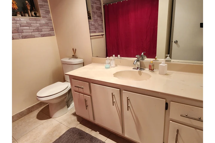 $900 : Rento habitacion image 4