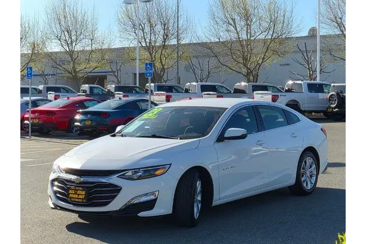 $21900 : Chevrolet Malibu 2023 LT 4dr image 8