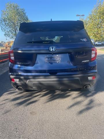 $27995 : PRE-OWNED 2021 HONDA PASSPORT image 2