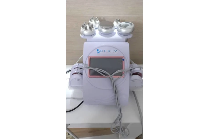 SE VENDEN EQUIPOS DE ESTÉTICA image 4