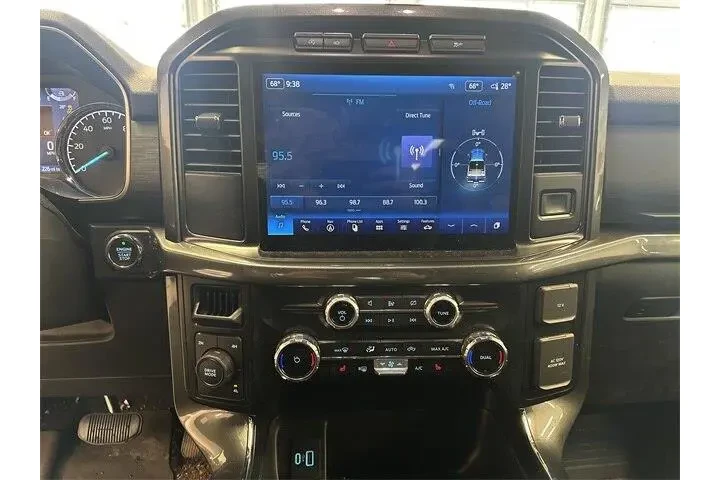 $38000 : Ford F-150 2023 4x4 XLT 4dr image 3