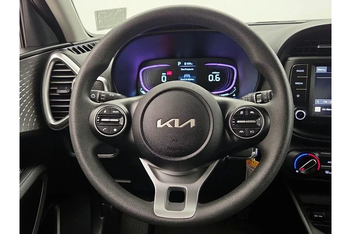 $18998 : Kia Soul 2025 LX 4dr Crossov image 10