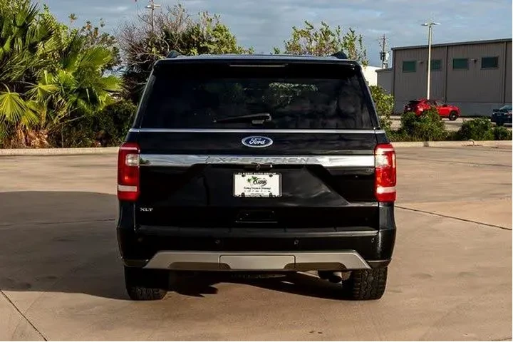 $26700 : Ford Expedition 2020 4x2 XLT image 3