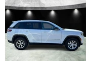 $25985 : Jeep Grand Cherokee 2023 4x4 thumbnail
