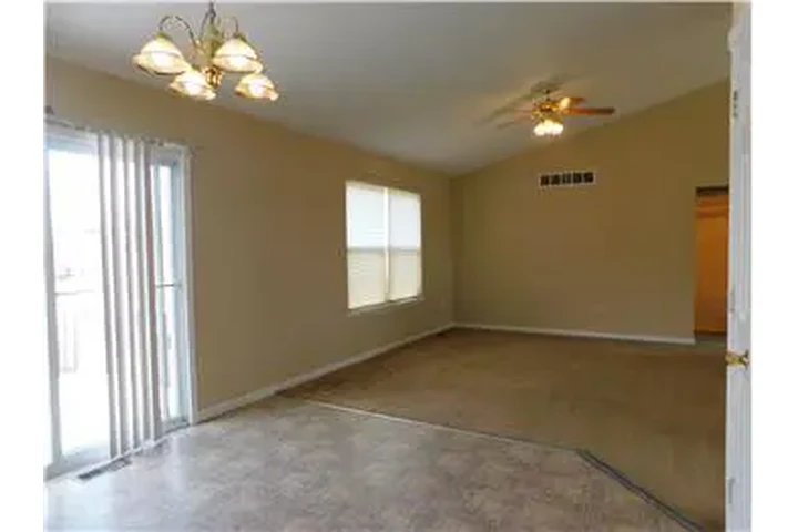 $1895 : Rental property with 3 bedro image 5