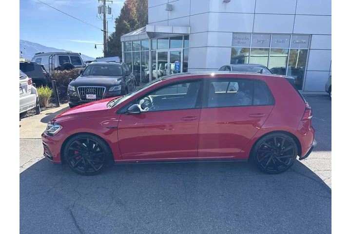 $27495 : 2019 Golf R image 10