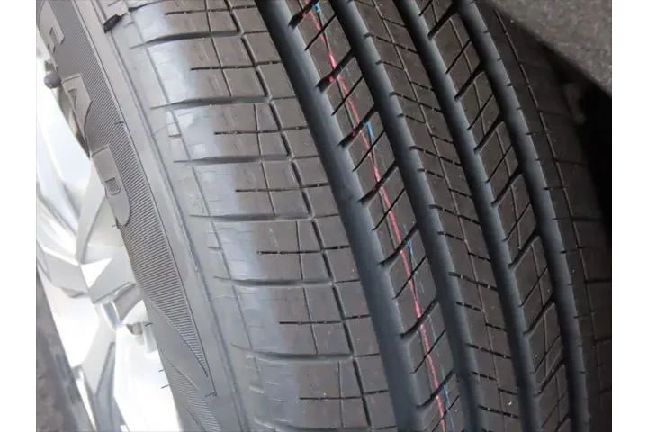 $21599 : GMC Terrain 2024 AWD SLE 4dr image 8