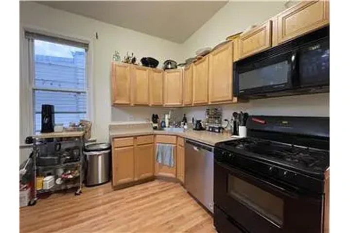 $2390 : Rental property with 2 bedro image 2