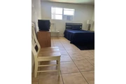 $750 : Habitación independiente amobl thumbnail