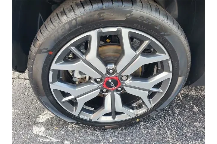 $16990 : Kia Seltos 2022 AWD SX 4dr S image 6