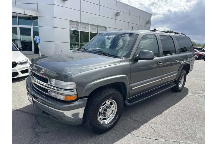 $34910 : 2002 Suburban LT image 3