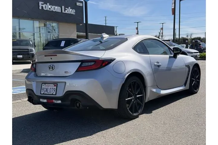 $31991 : Toyota GR86 2023 Premium 2dr image 7