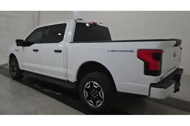 $37600 : Ford F-150 Lightning 2022 AW image 3