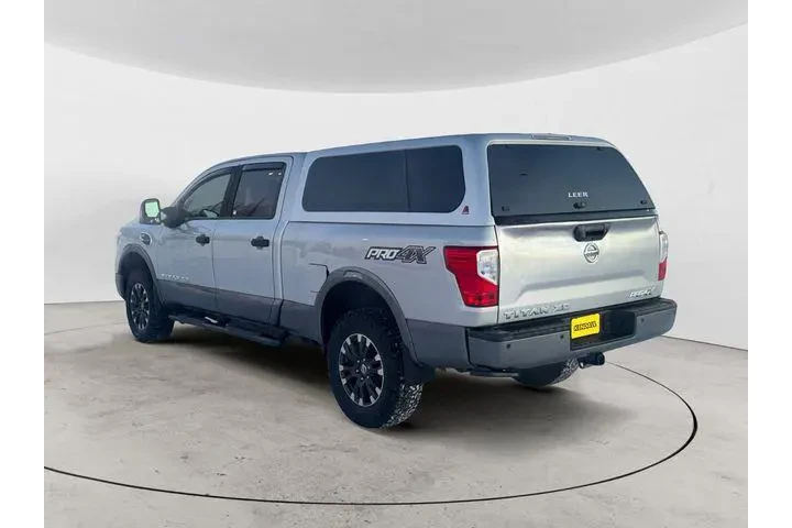 $33588 : Nissan Titan XD 2018 4x4 PRO image 3