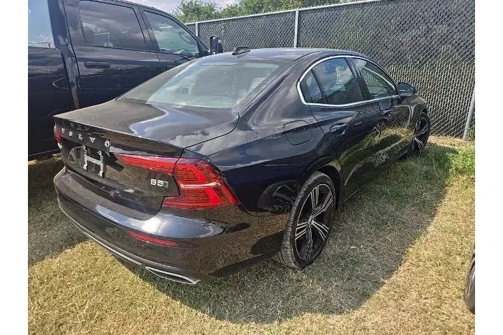 $23529 : Volvo S60 2022 AWD B5 Inscri image 3