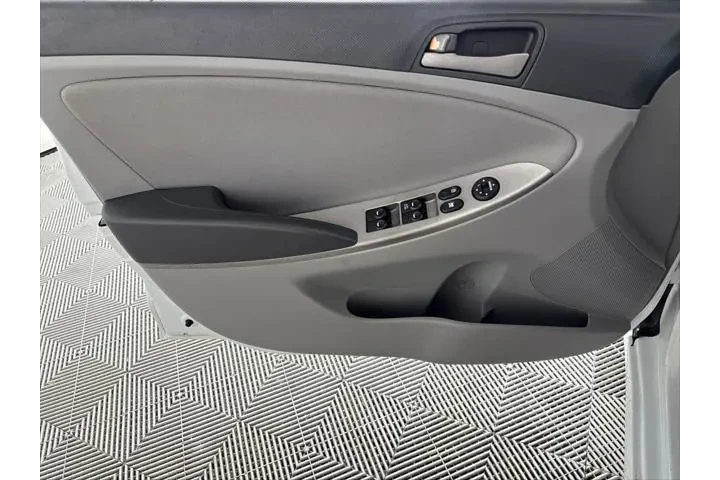 $5200 : Hyundai ACCENT 2015 GLS 4dr image 10