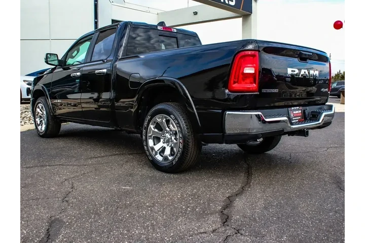 $36990 : Ram 1500 2025 4x4 Big Horn 4 image 4