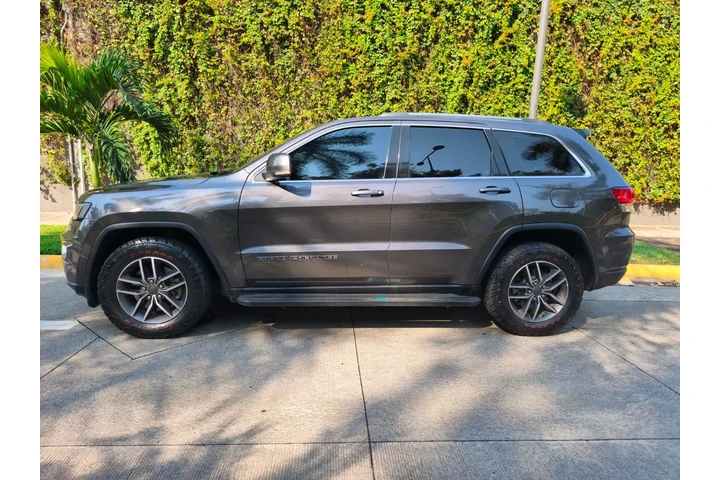 $33000 : Venta de Jeep Grand Cherokee image 2