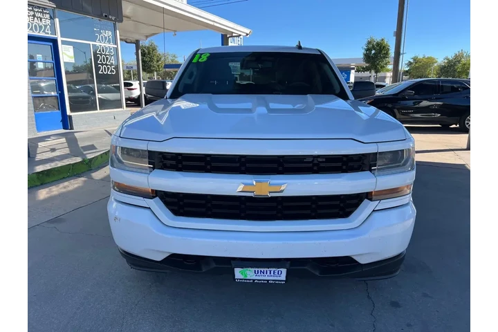 2018 Silverado 1500 Custom Cr image 2