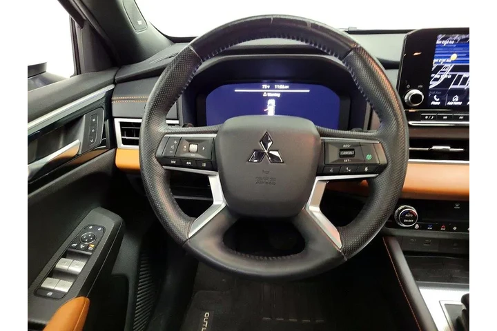 $28998 : Mitsubishi Outlander 2022 SE image 10